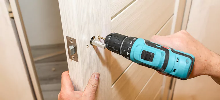 Old Door Knob Repair in Cocoa, FL
